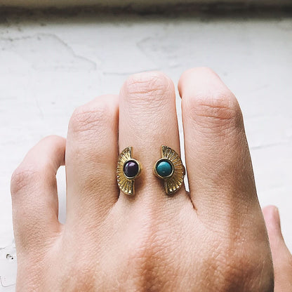 Elegant Turquoise Sunburst Ring